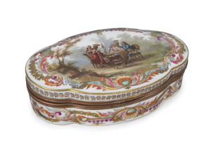 MEISSEN antique German porcelain jewellery casket with gilt metal mounts, early 19th century, 6cm high, 21cm wide, 13.5cm deep