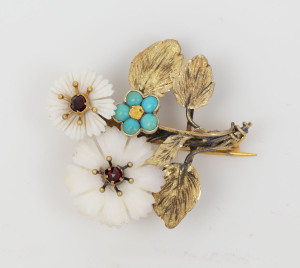 A Georgian floral brooch set with white coral, turquoise and garnets, early 19th century, ​3.5cm wide