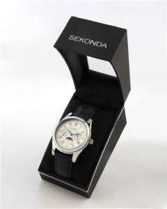 SEKONDA gent's chronograph wristwatch in stainless steel case, quartz movement with moonphase and subsidiary dials, in original box with papers.