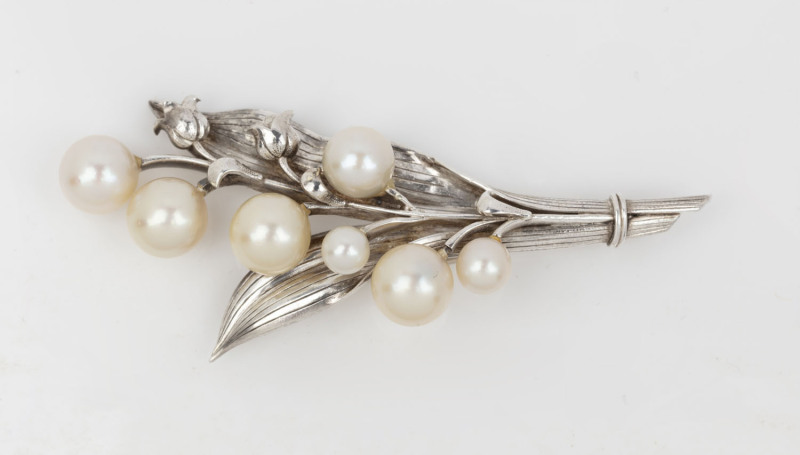 A sterling silver and pearl lily of the valley brooch, 20th century, 7cm long