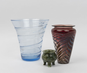 Two art glass vases (one signed "Denizen") and a Chinese spinach jade pot with three legs, 20th century, (3 items), the largest 20cm high