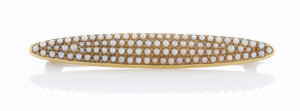 An Edwardian 14ct gold and seed pearl brooch, early 20th century, ​5cm wide, 3.8 grams total