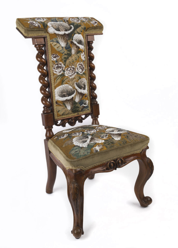 Prie-Dieu beadwork chair with carved walnut frame, 19th century