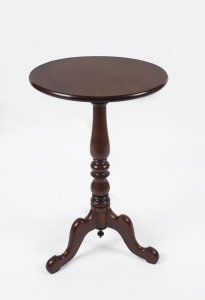 An antique English mahogany wine table, 19th century, 73cm high, 45cm diameter