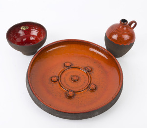 HOLBAEK KERAMIK vintage pottery bowl, jug and fruit bowl, all with burnt orange and brown glaze, mid 20th century, stamped "HOLBAEK KERAMIK, DENMARK", the fruit bowl 32cm diameter
