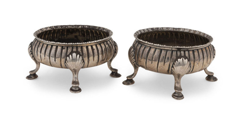 A pair of Georgian salt cellars, London, 18th century, 4.5cm high, 8.5cm wide, 165 grams