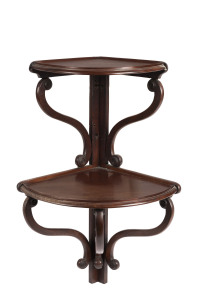 Regency mahogany corner wall shelves, circa 1825, 90cm high, 52cm wide, 44cm deep