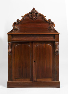 A Colonial Australian cedar chiffonier, 19th century, 136cm high, 88cm wide, 45cm deep