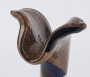 DINO MARTENS "Vetro Epico" Murano glass jug with aventurina inclusions, circa 1950s, 36cm high - 7