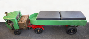 CLAYTON UNDERTYPE STEAM WAGON: model of c.1922 steam wagon built to a Robin Dyer 2-inch scale design, livery in green, tractor unit length 81cm, trailer length 120cm; accompanied by copious 1979 Model Engineer magazine extracts detailing the design and co