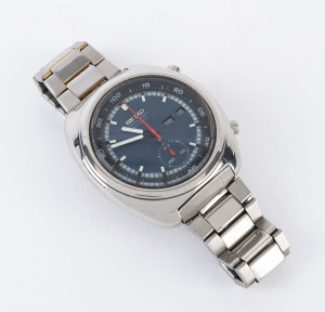 SEIKO Chronograph automatic wristwatch with day/date windows, blue dial, stainless steel case and bracelet, ​4.1cm wide