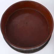 An antique Chinese circular workbox, rosewood with mother of pearl inlay, interior fitted with lift-out tray and compartments, ​Qing Dynasty, circa 1830, 11cm high, 28cm diameter - 8