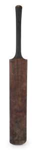 ALAN KIPPAX: match used, Gradidge branded "Alan Kippax/NSW & Australian XI" cricket bat, signed "Alan Kippax" in the the ownership position; fair/good condition. Alan Kippax played 22 Test Matches for Australia between 1925 and 1934 including the 1932-33 "Bodyline Series".