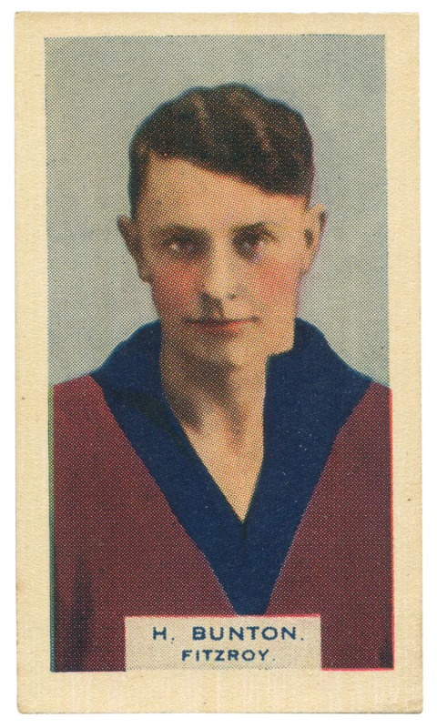 1933 GODFREY PHILLIPS - "VICTORIAN FOOTBALLERS: largely complete set [45/50, ex cards #9, 10, 11, 34 & 48]. Mainly G/VG.