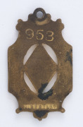 MELBOURNE CRICKET CLUB: 1916-17 membership badge. made by C. Bentley, no 953. Elusive WWI year. - 2