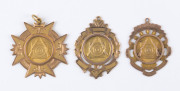 RIFLE CLUBS: Three attractive 9ct gold presentation fobs (16.7gms total), one unpresented, one engraved for the WOOROLOO RIFLE CLUB in 1926 and one engraved for the ROCHESTER RIFLE CLUB 1929-30. (3 items).