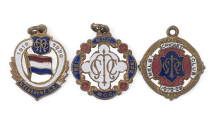 MELBOURNE CRICKET CLUB: membership badges for 1919-20 (No.2788), 1921-22 (No.1229) & 1922-23 (No.3648), all made by C.Bentley. (3)