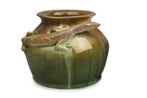 REMUED pottery vase with rare applied skink lizard decoration, incised "Remued", 13cm high, 17cm diameter