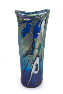 CAPE BYRON Australian art glass vase by COLIN HEANEY, engraved "C.B. 1991" with original foil label, 27.5cm high
