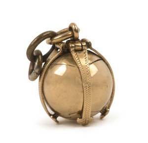 Masonic Ball & Cross Mechanical 9ct gold vintage charm, 6.3gms.