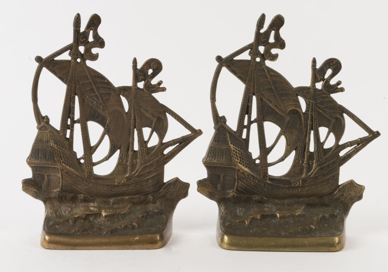 A pair of vintage galleon bookends, cast brass circa 1930, ​21cm high
