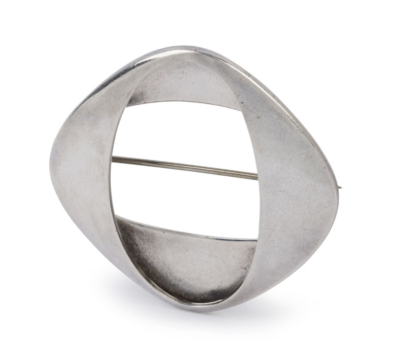 GEORG JENSEN Danish sterling silver brooch, stamped "Georg Jensen, Denmark, 925", ​4.5cm wide