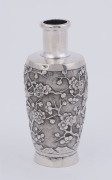 An antique Chinese export silver vase with embossed birds and floral landscape scene, 19th century, maker's mark for KWONG WOO of Canton, 10.5cm high, 73 grams - 2