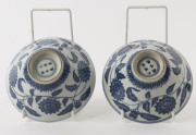 A pair of Chinese blue and white porcelain bowls with lotus and leaf pattern, 20th century, Xuande underglaze six character mark to bases, ​6cm high, 14cm diameter - 2