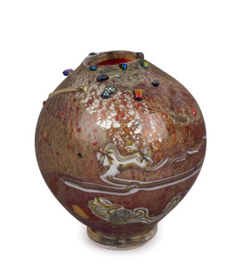 DON WREFORD Australian art glass vase, engraved "Don Wreford, 21st Mar. '05", ​17.5cm high