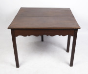 A Georgian mahogany fold-over tea table, late 18th century, 75cm high, 98cm wide, 48cm deep (extends to 94cm) - 2
