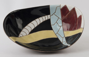 A vintage Israeli pottery fruit bowl, circa 1960, incised "Hand Made Israel, Tecramic", 29cm wide