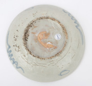 BIN THUAN SHIPWRECK Chinese Swatow ware blue and white ceramic bowl with birds and floral decoration, Ming Dynasty, 16th century. circular label "BIN THUAN SHIPWRECK, 44225", 25.5cm diameter. PROVENANCE: Christie's Auctions, Melbourne. - 3