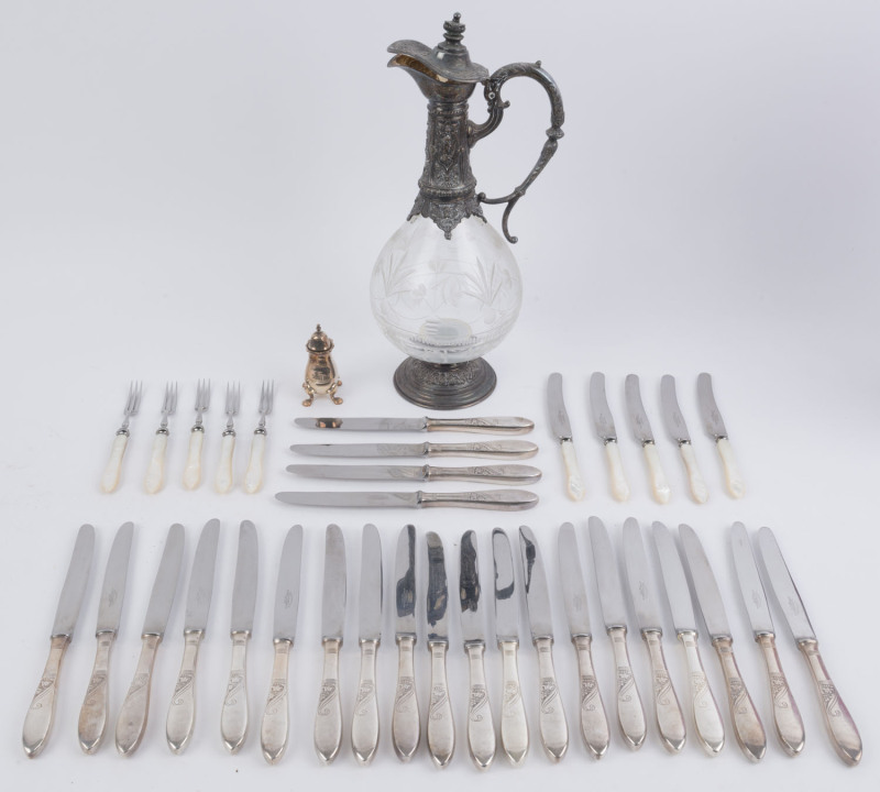 ELKINGTON set of 24 silver plate and stainless steel knives, an English silver plated wine jug by WHITEHILL, a pepper pot and 10 assorted pieces of fruit cutlery, 20th century, (36 items), the wine jug 35cm high