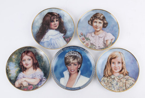ROYALTY - YOUNG ROYALS: Franklin Mint limited edition wall plates comprising 'Lady Victoria' (Queen Victoria), 'Lady Elizabeth' (Queen Mother), 'Princess Elizabeth Windsor' (QEII) & 'Lady Diana Spencer'; also a Franklin Mint Princess Diana tribute plate; each plate 21cm diameter (5)