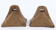 A pair of antique Spanish carved wooden stirrups, 17cm high, 20cm wide, 14cm deep