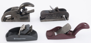 Four assorted planes including STANLEY 75 Bullnose rebate, RECORD No.076 Bullnose rebate, Squirrel Tail plane and a mini block plane, the largest 10.5cm long