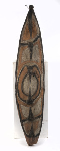 Behinemo Garra hook, carved wood with earth pigment decoration, Hunstein Mountains region, Papua New Guinea, 135cm high