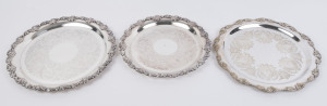 HECWORTH set of three graduated Sheffield plated serving trays, 20th century, "Hecworth Old Reproduction Sheffield Plate", the largest 36cm diameter