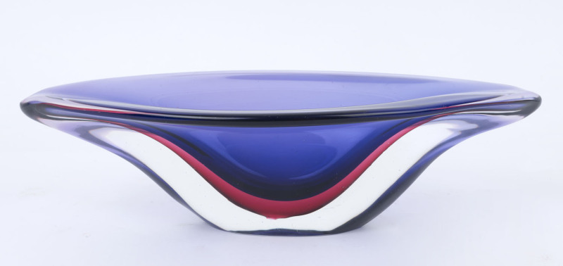 ARCHIMEDES SEGUSO Sommerso Murano glass bowl, ​12 cm high, 44cm wide