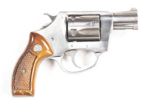 U.S. CHARTER ARMS STAINLESS STEEL UNDERCOVER C/F REVOLVER: 38 Special; 5 shot fluted cylinder; 48mm (1 7/8") barrel; standard sights, barrel address & markings; g. bore; plain frame; vg matt finish to all metal; vg chequered wooden grips; gwo & vg cond. #