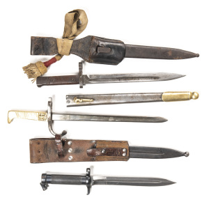 LOT X 3: CHILEAN BRASS HILTED SIDE ARM: g. single edged blade, quillion cross guard; brass hilt with Chilean crest; g. steel scabbard with brass chape & frog stud. SWEDISH ALL METAL 1896 BAYONET: with scabbard & leather frog. AUSTRIAN MOD 1895 MANNLICHE