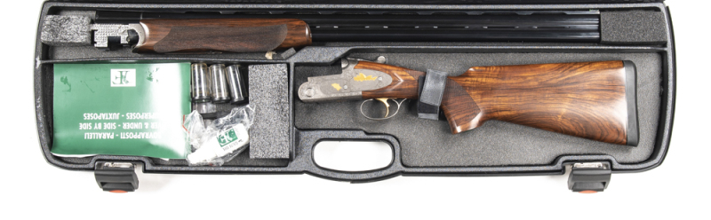 FRANCHI WOOMERA DELUXE LIMITED EDITION OF 100 PIECES U/O SHOTGUN: 12G; 30 barrels with a tapered ventilated rib; chambered for 2¾" or 3" shells; fine bores; tight on the face; gold single trigger; beautiful engraved action featuring the Sydney Opera House