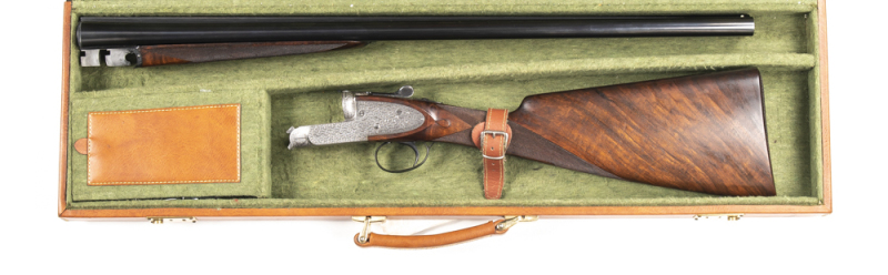 CASED FRANCHI IMPERIAL MONTE CARLO EXTRA SxS FIELD SHOTGUN: S.L.E.; single trigger, 2¾" chambers; 28" barrels choked approx FULL & MOD; hand cut tapered barrel rib with an ivory bead front sight; barrels inscribed S.P.A. LUIGI FRANCHI BRESCIA MADE IN ITAL