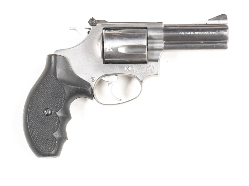 SMITH & WESSON MOD 60 CHIEFS SPECIAL STAINLESS STEEL C/F REVOLVER: 38 S&W Special; 5 shot fluted cylinder; 76mm (3") barrel; vg bore; standard sights & barrel markings with S&W Trademark to lhs of frame & MADE IN USA & address to rhs of frame; sharp profi