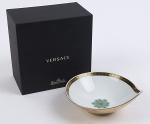 VERSACE Rosenthal "LE VOYAGE DE MARCO POLO" German porcelain bowl with original box, stamped "Rosenthal, Versace, Le Voyage De Marco Polo", 16cm wide