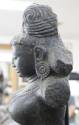 APSARA Indian carved black stone statue, East Bengal, circa 15th century. 77cm high. PROVENANCE: Collection of the late Barrie Heaven and Judith Heaven, South Australia. - 4
