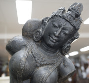 APSARA Indian carved black stone statue, East Bengal, circa 15th century. 76cm high. PROVENANCE: Collection of the late Barrie Heaven and Judith Heaven, South Australia. - 2