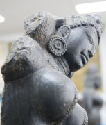 APSARA Indian carved black stone statue, East Bengal, circa 15th century. 76cm high. PROVENANCE: Collection of the late Barrie Heaven and Judith Heaven, South Australia. - 3