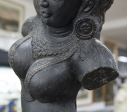 APSARA Indian carved black stone statue, East Bengal, circa 15th century. 76cm high. PROVENANCE: Collection of the late Barrie Heaven and Judith Heaven, South Australia. - 6