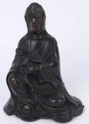 A Chinese bronze Guanying and child Buddhist statue, 19th/20th century, ​21cm high - 2